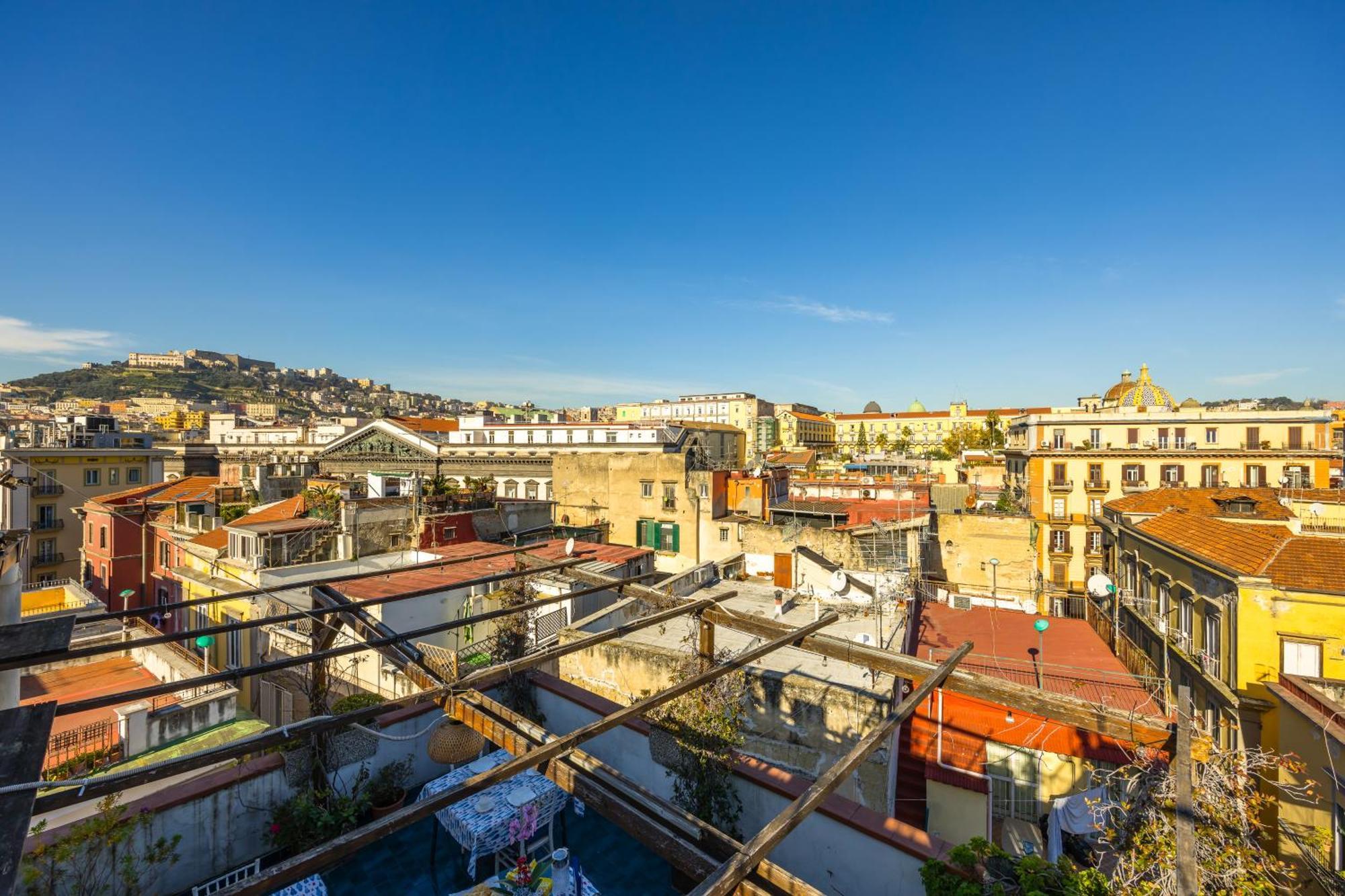 La Casa Di Bruno Napoli Acomodação com café da manhã Exterior foto