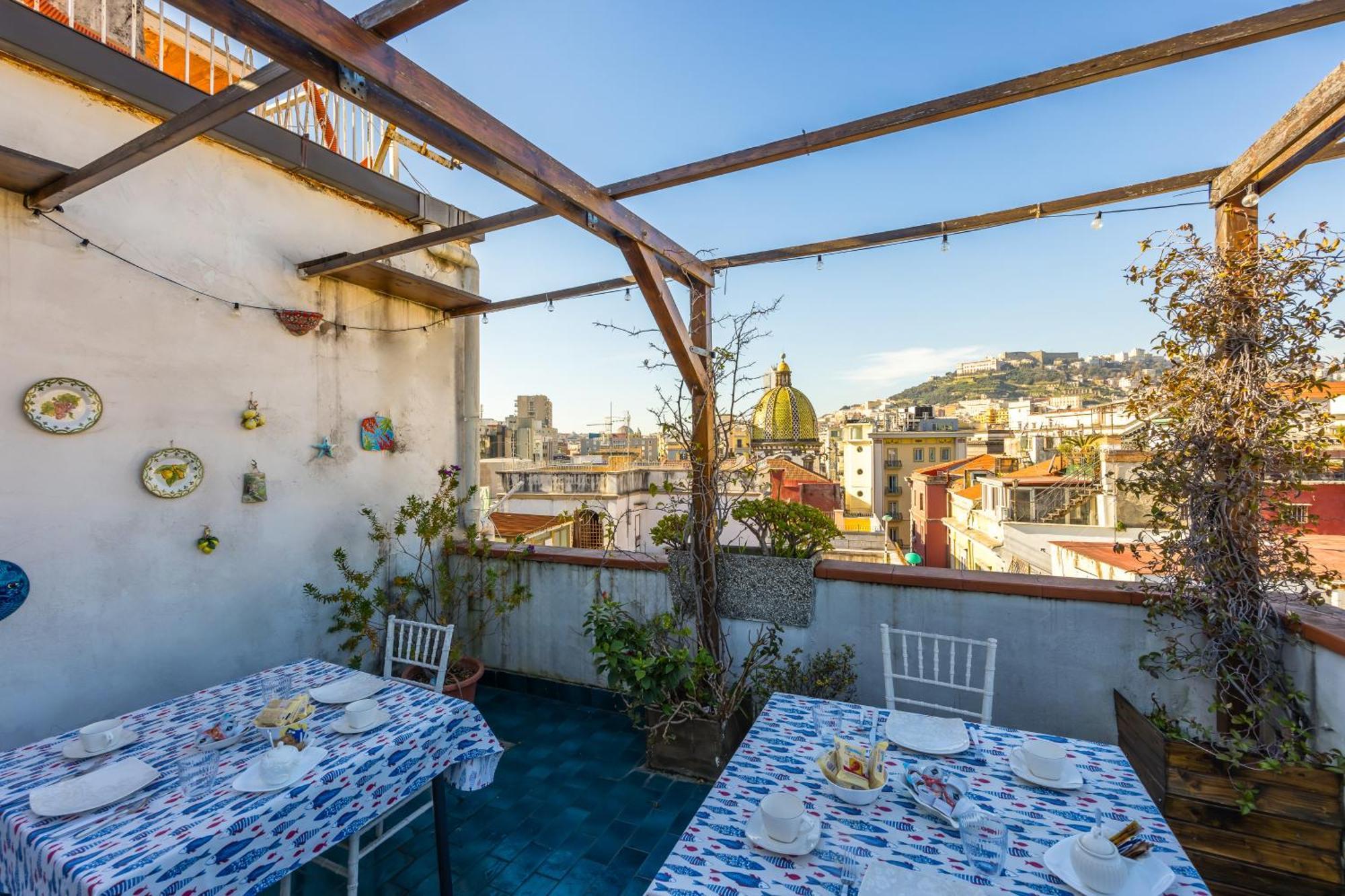 La Casa Di Bruno Napoli Acomodação com café da manhã Exterior foto